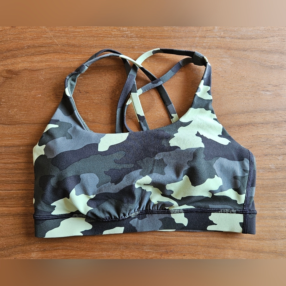 Lululemon Sports Bra. Size 4. Very Comfortable. Great Condition. Camo Pattern